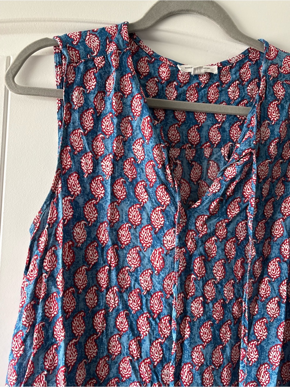 BeachLunchLounge Blue & red paisley print maxi dress with tassel detail, size M - Picture 3 of 7